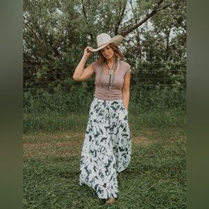 BLACK AND WHITE HORSE PANTS